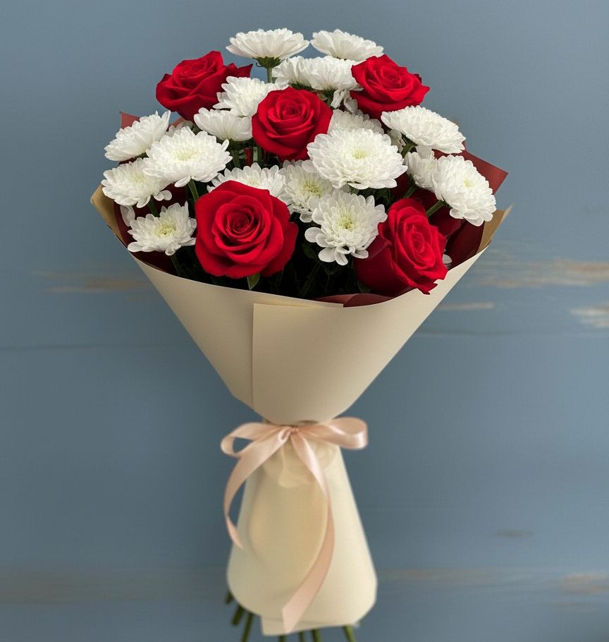 Букет цветов из: Розы и Хризантемы в Суде