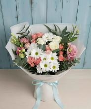 Букет цветов из:  Розы, Лизиантусы и Хризантемы в Суде