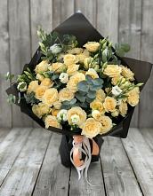 Букет цветов из:  Розы и Лизиантусы #REPLACE_PRED# Суде