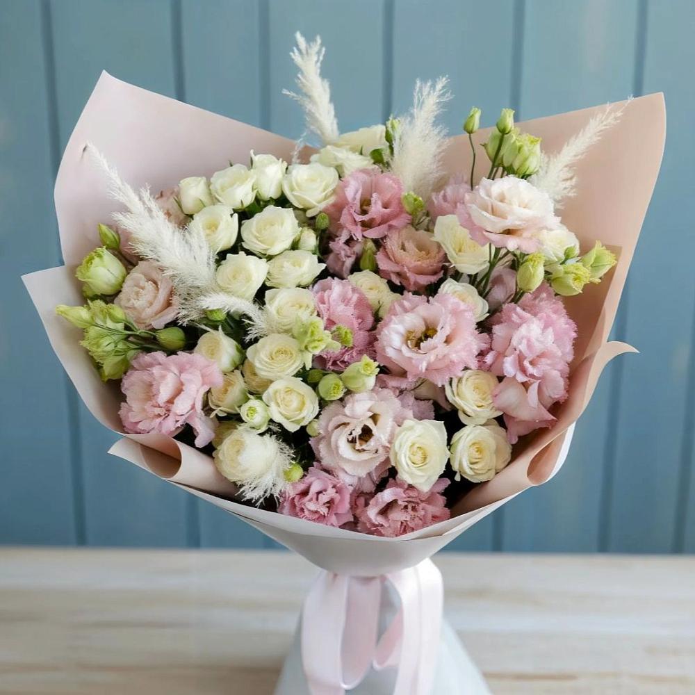 Букет цветов из: Альстромерии и Розы в Суде