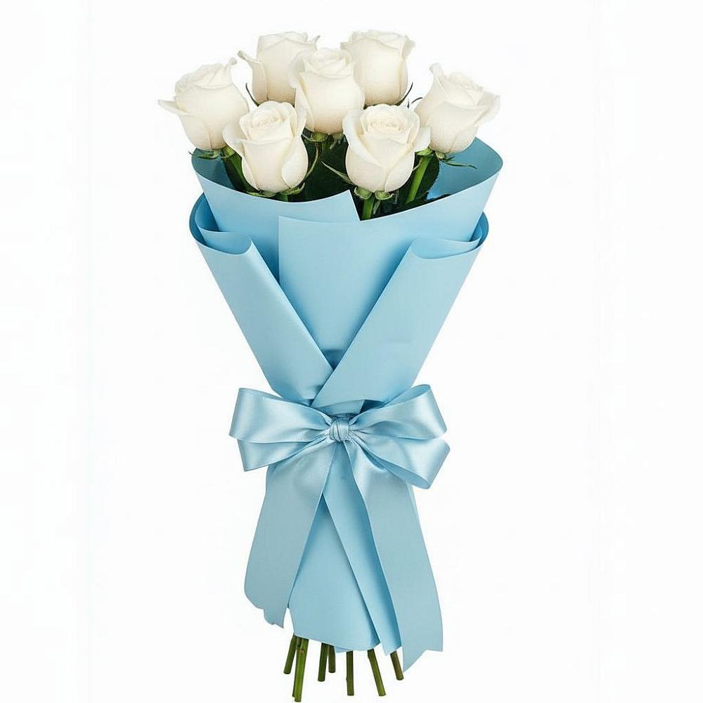 Букет 7 белых роз Проуд в Суде