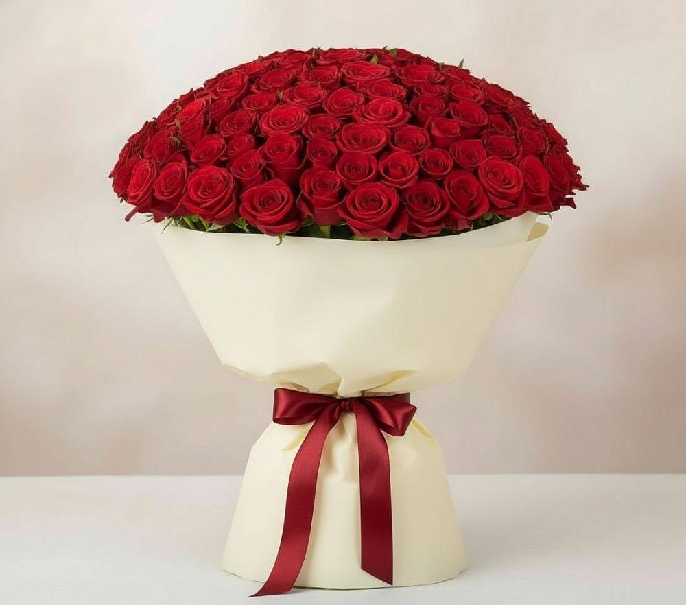 Букет 101 Красная роза Милано в Суде