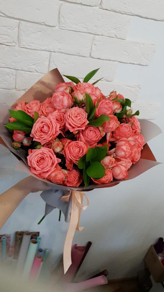 Букет цветов из: Розы в Суде