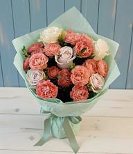 Букет цветов из:  Розы в Суде