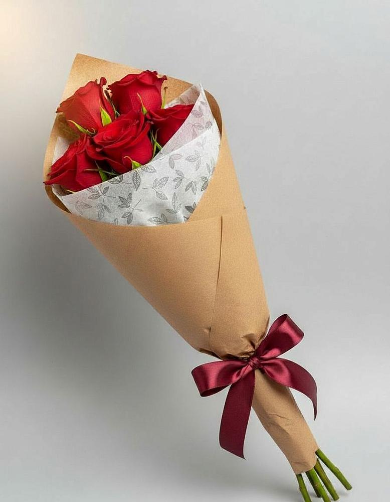 Букет цветов из: Розы в Суде