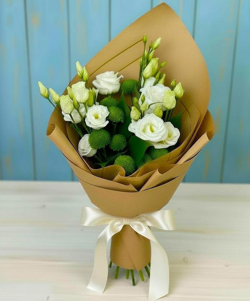 Букет цветов из: Хризантемы и Лизиантусы в Суде