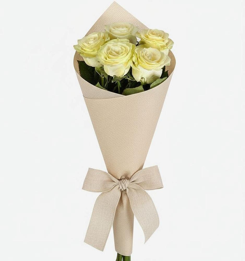 Букет цветов из: Розы в Суде