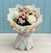 Букет цветов из:  Розы в Суде