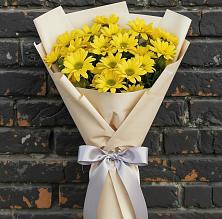 Букет цветов из:  Хризантемы в Суде
