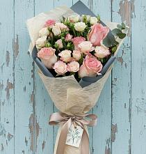 Букет цветов из:  Розы #REPLACE_PRED# Суде