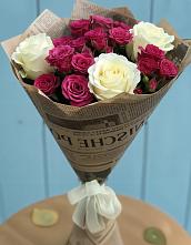 Букет цветов из:  Розы в Суде