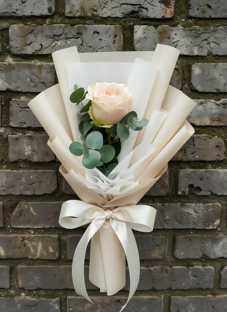 Букет цветов из: Розы в Суде