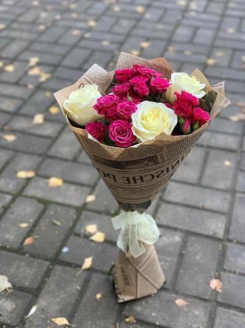 Букет цветов из: Розы в Суде