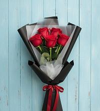 Букет цветов из:  Розы в Суде