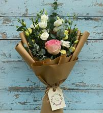 Букет цветов из:  Розы и Лизиантусы #REPLACE_PRED# Суде